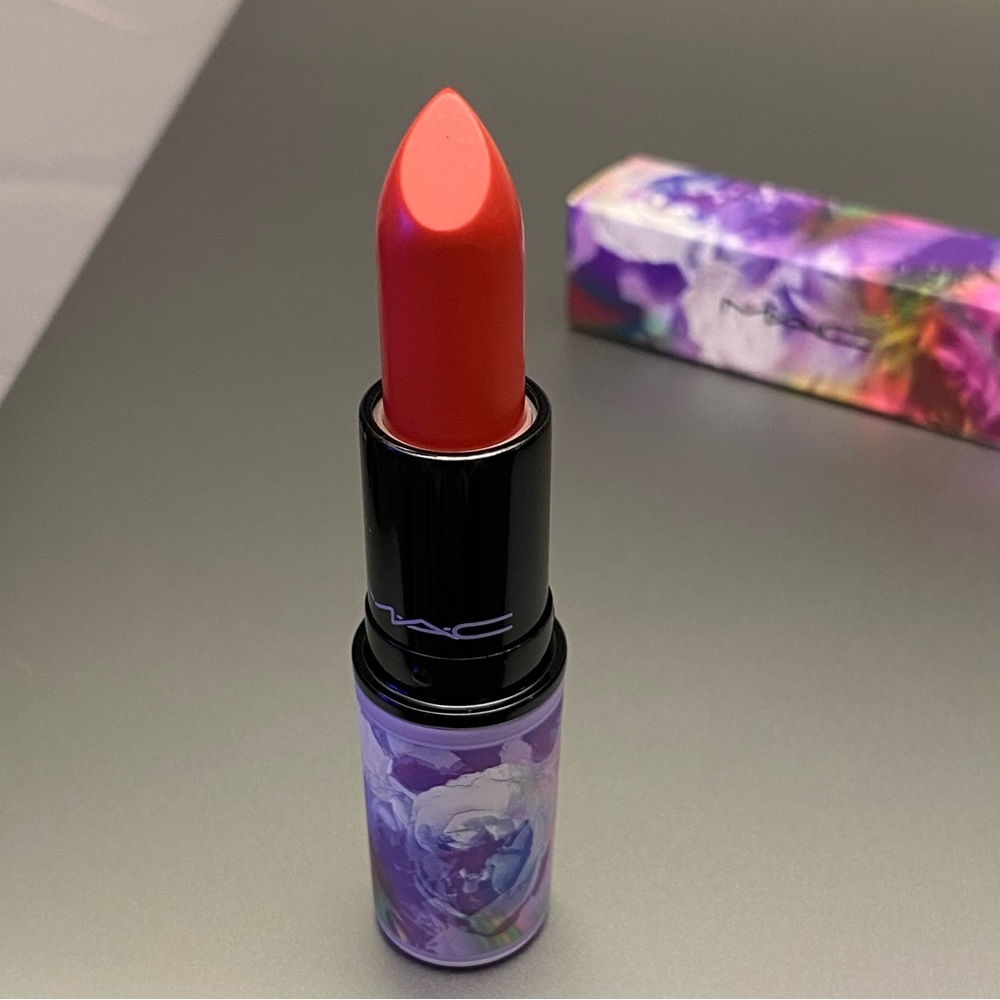 MAC “Tulip Service” Lipstick